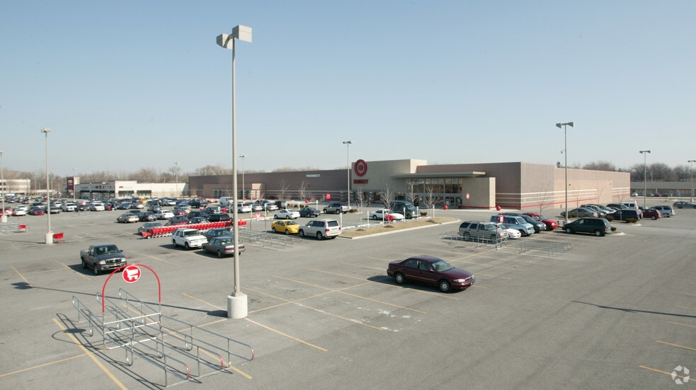 7951 Calumet Ave, Munster, IN for lease - Building Photo - Image 3 of 16