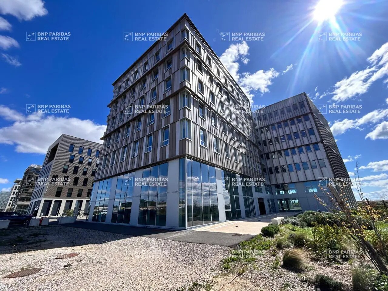 Retail in Montpellier for lease Building Photo- Image 1 of 32