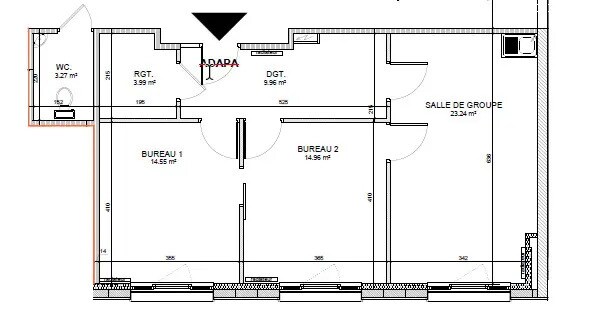 Office in Saint-Rambert-en-Bugey for lease - Building Photo - Image 1 of 4