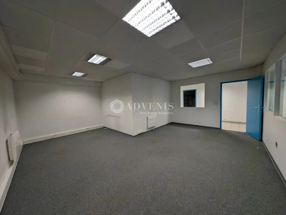 Vente Bureaux 128 m² - Photo 1