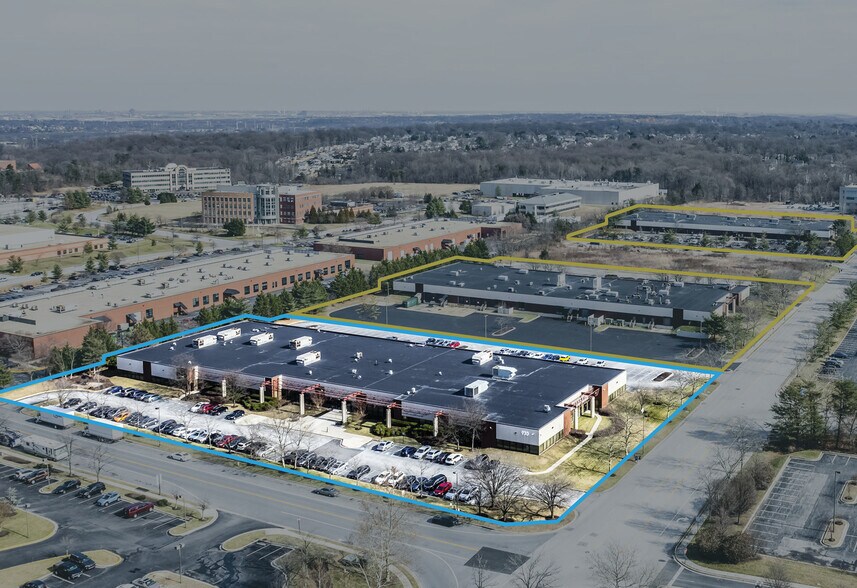 930 International Dr, Linthicum, MD 21090