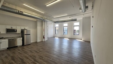 423 W Broadway, South Boston, MA for lease Building Photo- Image 2 of 3