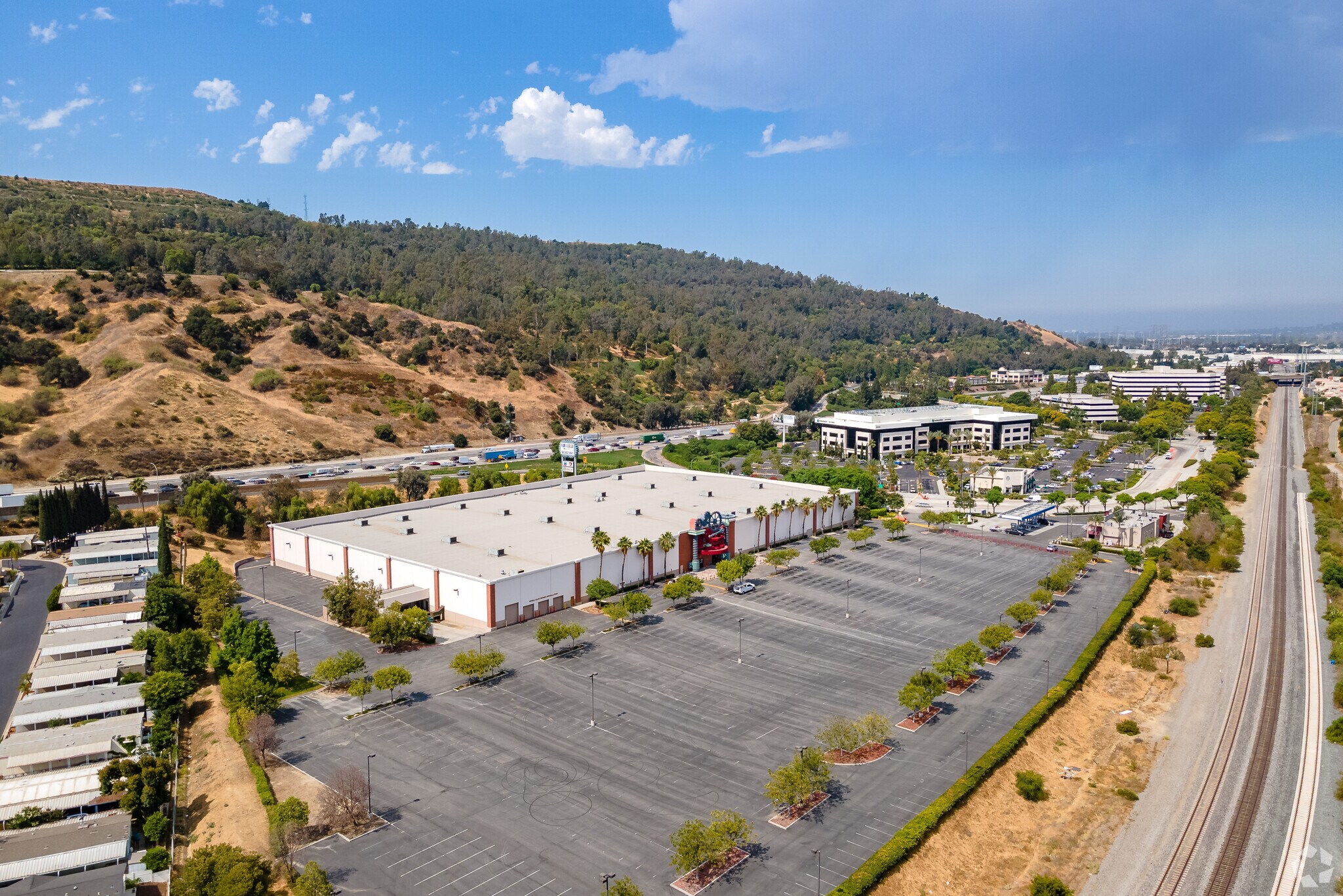 13401 Crossroads Pkwy N, City Of Industry, CA 91746 Retail for Lease