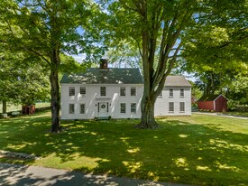 Maple Lane Farms - Motel