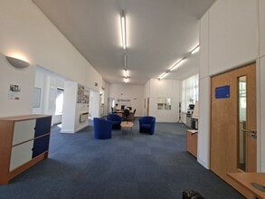 100 Staplegrove Rd, Taunton for lease Interior Photo- Image 2 of 5