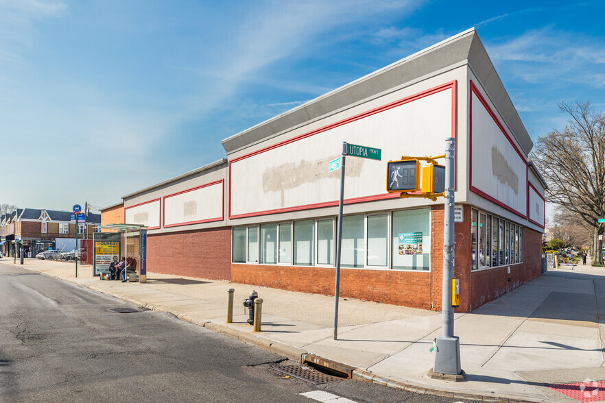 17221 46th Ave, Flushing, NY for lease - Primary Photo - Image 1 of 5