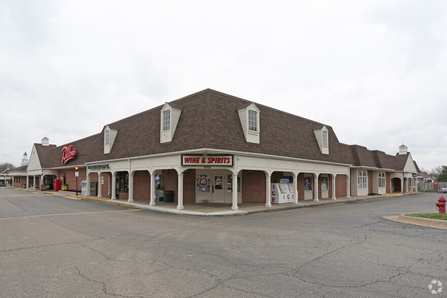 4005-4037 SW 10th Ave, Topeka, KS for sale - Primary Photo - Image 1 of 1