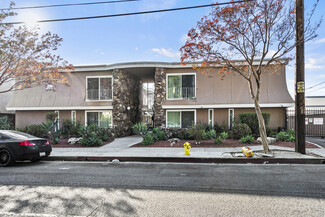 More details for 7503 Hazeltine Ave, Van Nuys, CA - Multifamily for Sale