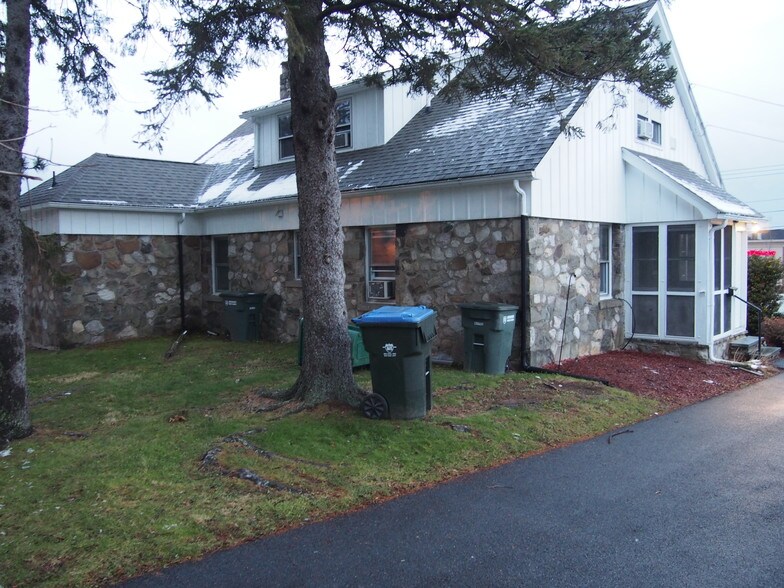 14 Silver Lake Scotchtown Rd, Middletown, NY 10940 Office for Sale