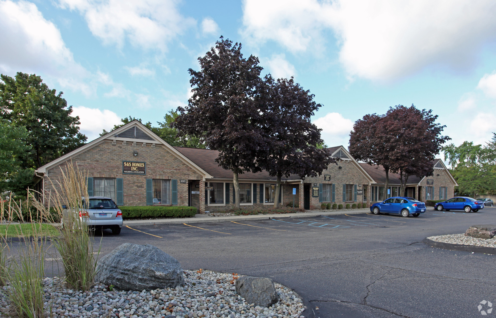 9313-9333 N Haggerty Rd, Plymouth, MI for lease Primary Photo- Image 1 of 25