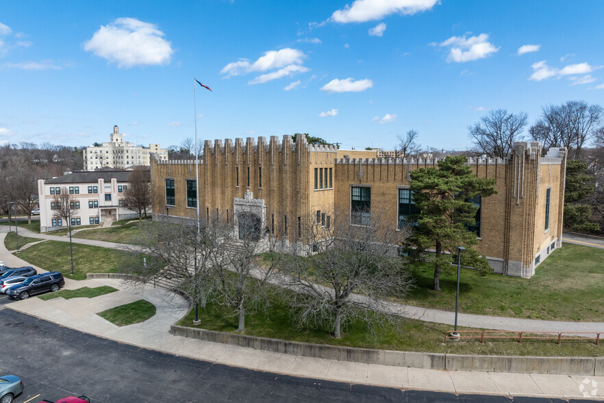 115 West St, Battle Creek, MI for sale - Primary Photo - Image 1 of 1