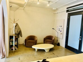 120 E 8th St, Los Angeles, CA for lease Interior Photo- Image 2 of 10