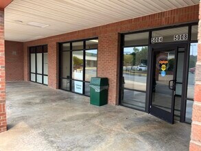 4800-5132 Southpoint Pky, Fredericksburg, VA for lease Interior Photo- Image 1 of 16