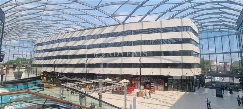 Office in Lille for lease - Building Photo - Image 2 of 7