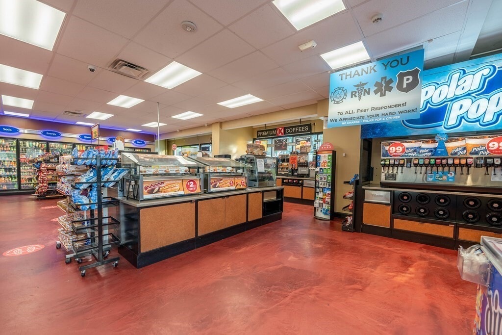 337 Appleton St, Holyoke, MA 01040