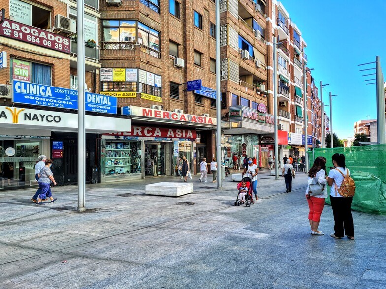 Avenida Constitución, 22, Móstoles, Madrid for lease - Building Photo - Image 2 of 12