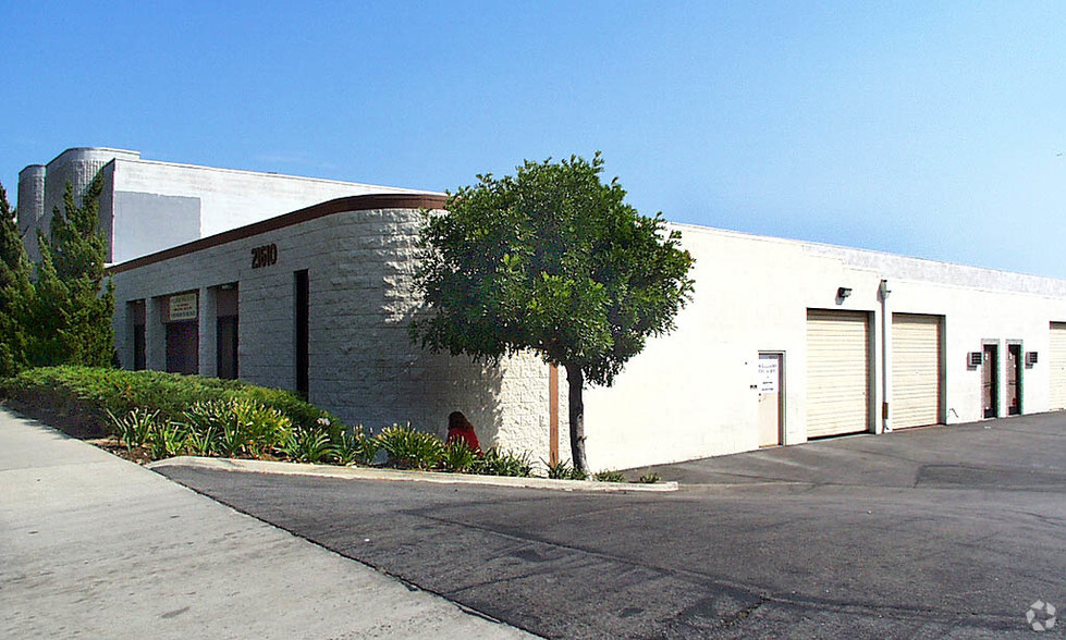 21610 Lassen St, Chatsworth, CA for lease - Building Photo - Image 3 of 4