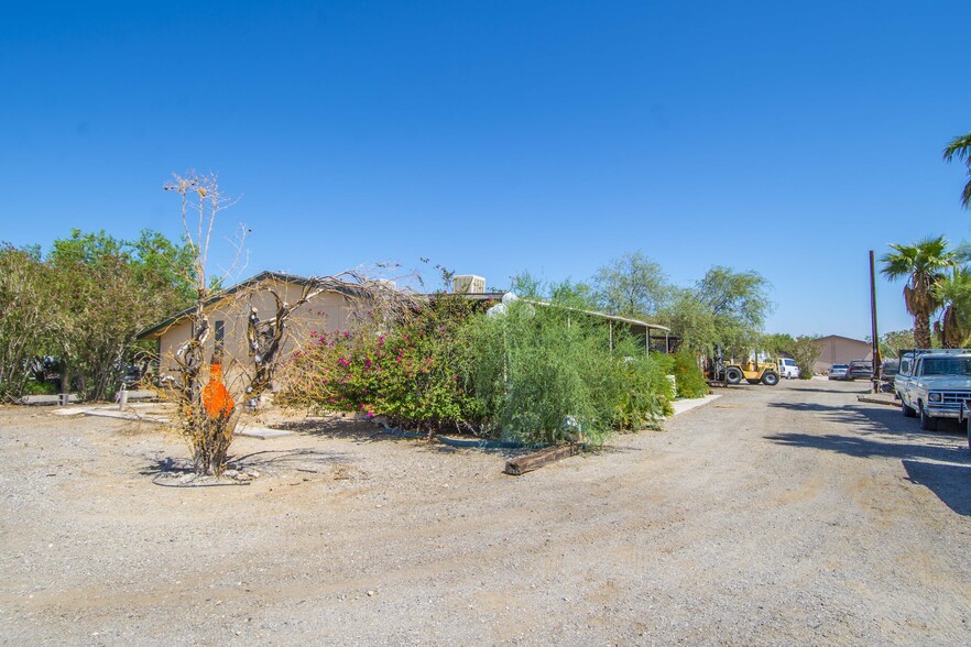 1498 Main, Quartzsite, AZ for sale - Building Photo - Image 3 of 9