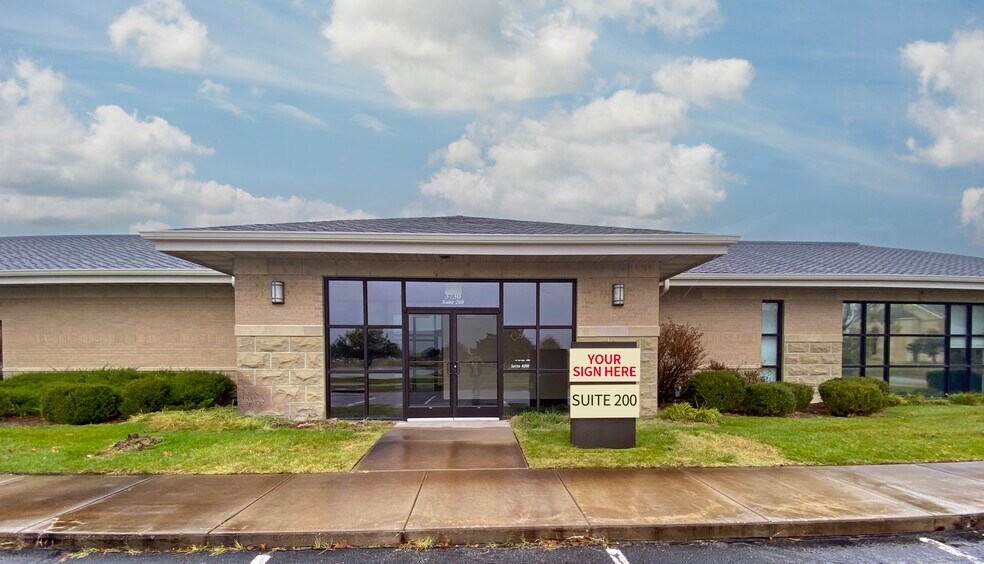 3730 N Ridge Rd, Wichita, KS for lease - Building Photo - Image 1 of 10