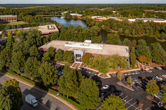 4805 Lake Brook Dr, Glen Allen, VA - aerial  map view