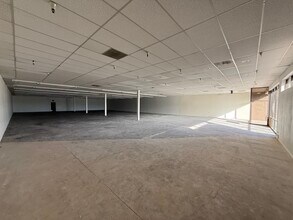 2722-2760 Alma School Rd, Mesa, AZ for lease Interior Photo- Image 1 of 4