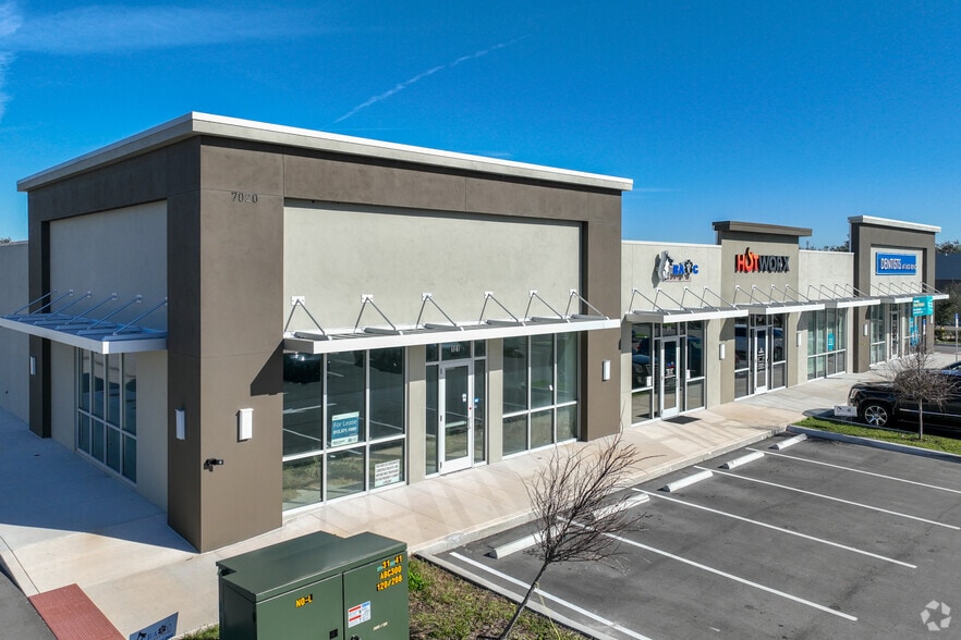 7020 Big Bend Rd, Gibsonton, FL for lease - Building Photo - Image 2 of 5