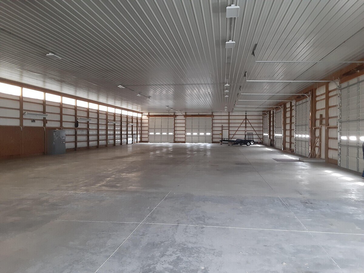 10955 Haddix Rd, Fairborn, OH 45324