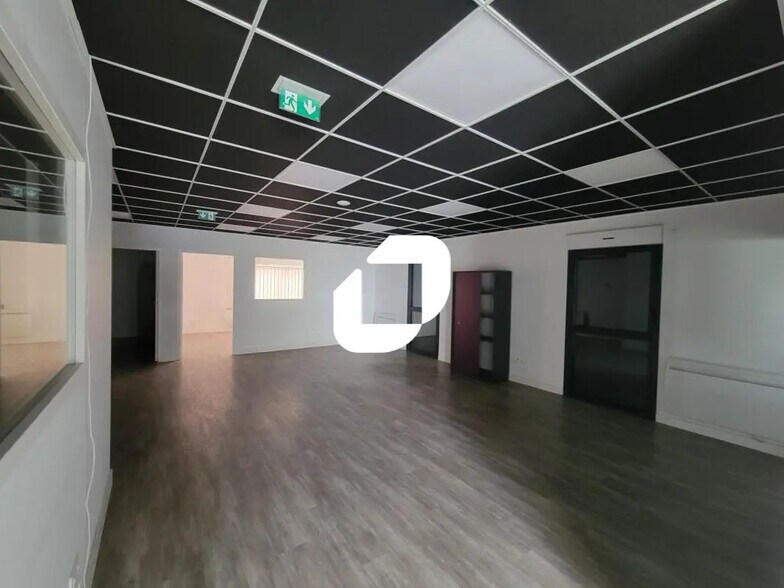 Office in Haute-Goulaine for lease - Building Photo - Image 3 of 16