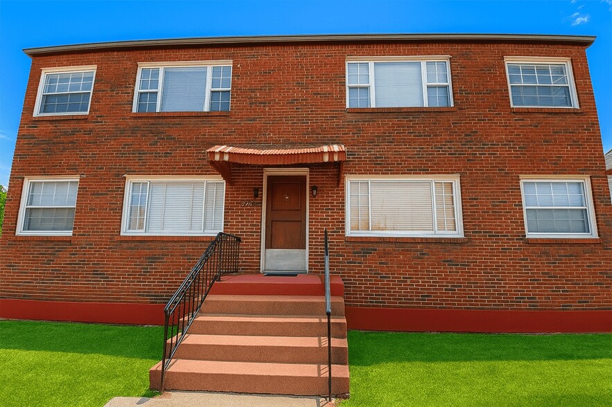 223 W Washington Ave, Jackson, MI for sale - Building Photo - Image 2 of 20