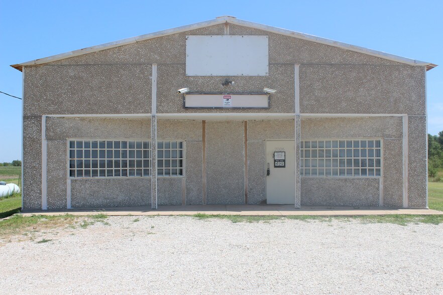 2006 S Main St, South Hutchinson, KS for sale - Primary Photo - Image 1 of 1