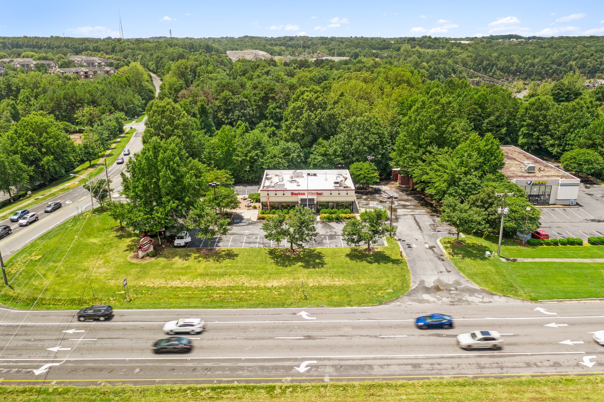 9550 E Independence Blvd, Matthews, NC for sale Building Photo- Image 1 of 1