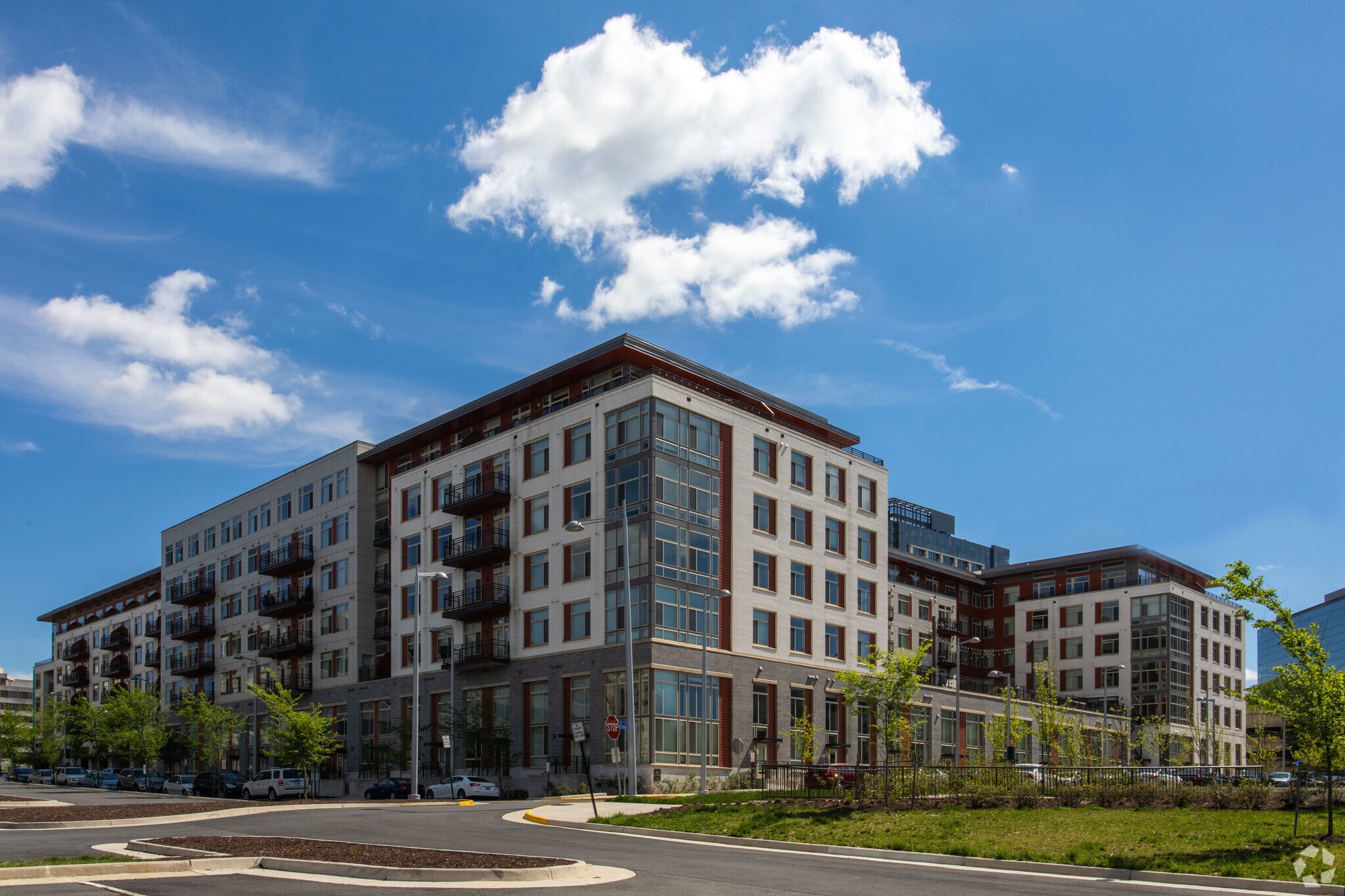 7915 Jones Branch Dr, McLean, VA for sale Building Photo- Image 1 of 1