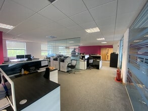 Houstoun Rd, Livingston for lease Interior Photo- Image 2 of 2