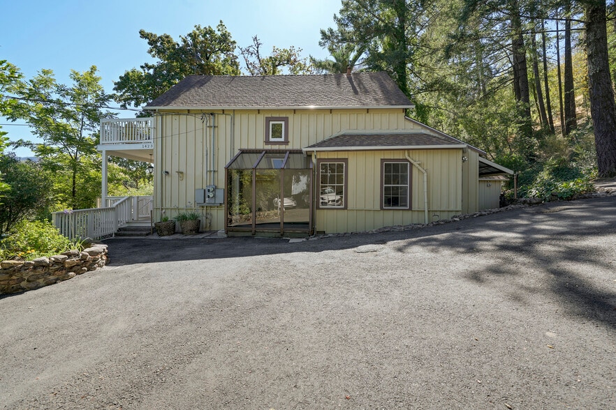 1423-1425 Foothill, Calistoga, CA for sale - Primary Photo - Image 2 of 32