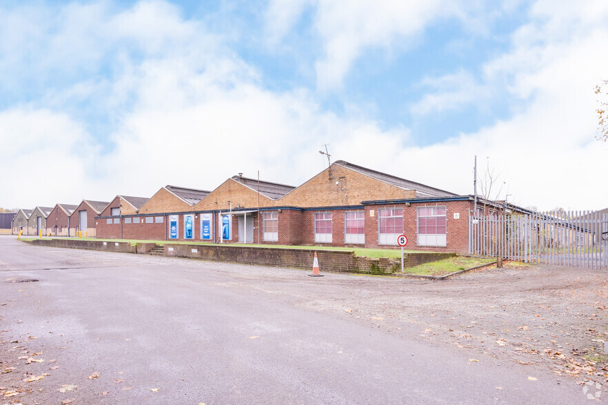 Henley Rd, Coventry for lease - Primary Photo - Image 1 of 2