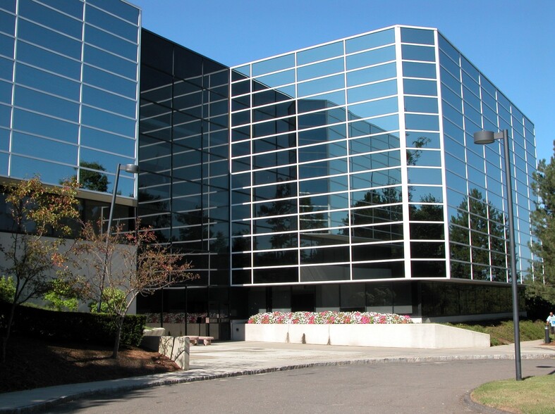 1 Enterprise Dr, Shelton, CT for lease - Building Photo - Image 1 of 7