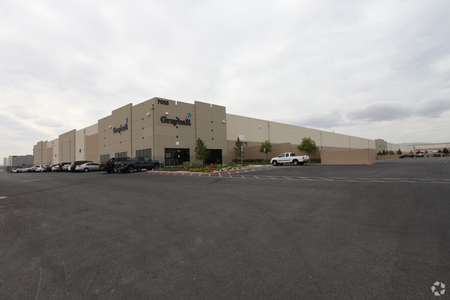 7055 S Decatur Blvd, Las Vegas, NV for lease - Primary Photo - Image 1 of 15