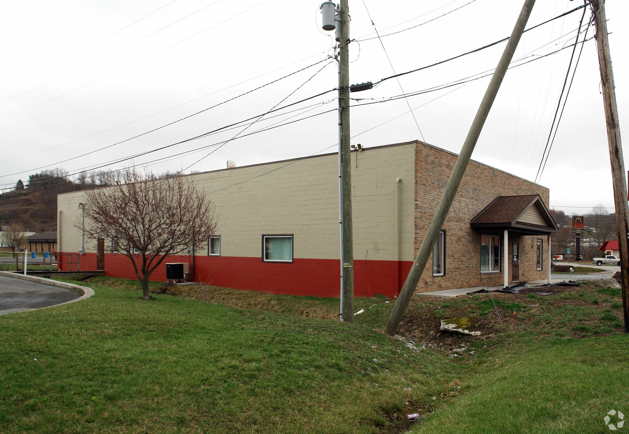 325 Ingleside Rd, Princeton, WV for sale Primary Photo- Image 1 of 1