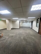 5900 Canoga Ave, Woodland Hills, CA for lease Interior Photo- Image 2 of 12