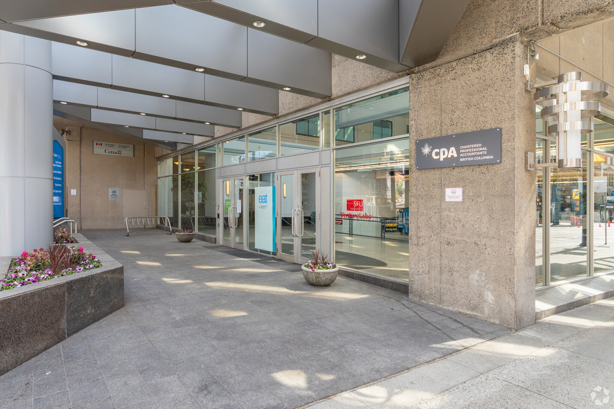 555 W Hastings St, Vancouver, BC V6B 4N6 - Harbour Centre | LoopNet