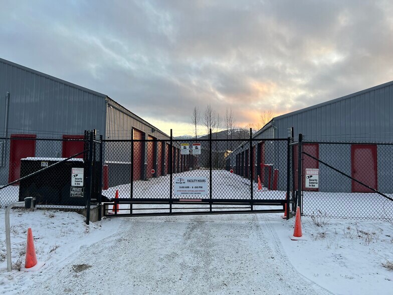 2010 Radcliffe, Juneau, AK for sale - Primary Photo - Image 1 of 1