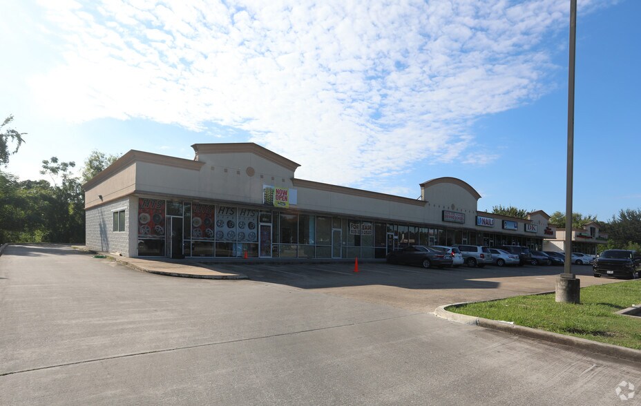 5405 TC Jester Blvd, Houston, TX 77091