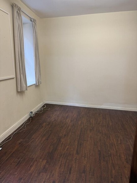 Stricklandgate, Kendal for sale - Building Photo - Image 2 of 10