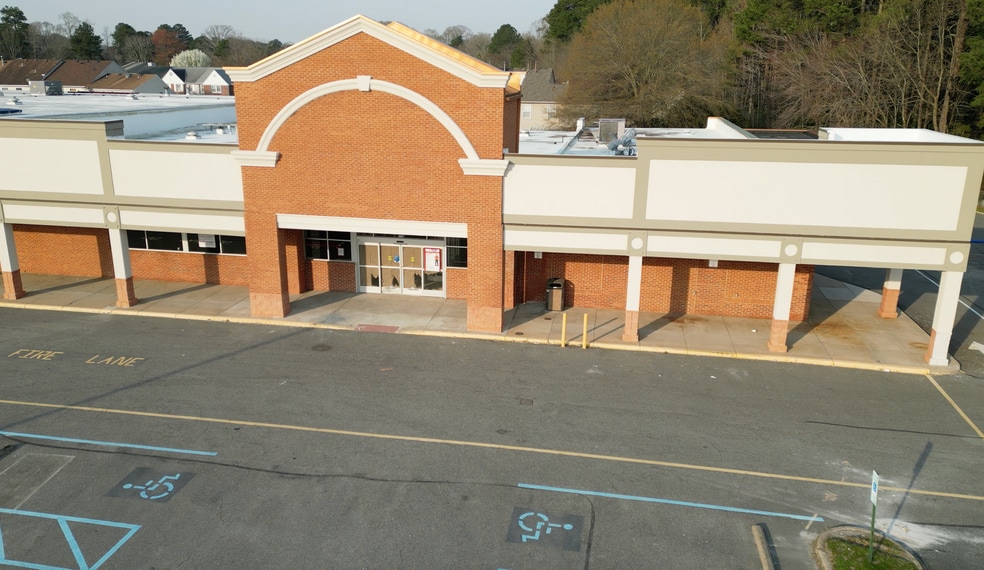324-348 S Battlefield Blvd, Chesapeake, VA for lease - Building Photo - Image 2 of 6