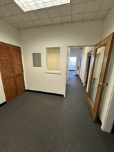 121 S Wilke Rd, Arlington Heights, IL for lease Interior Photo- Image 1 of 3