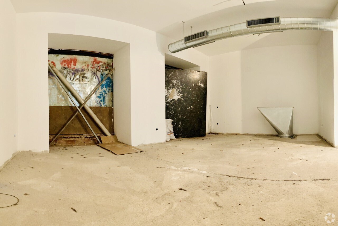 Calle Valverde, 20, Madrid, MAD 28004 - Unit Puerta IZ, Esc. 1 -  - Interior Photo - Image 1 of 12
