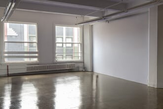 656 S Los Angeles St, Los Angeles, CA for lease Building Photo- Image 1 of 4