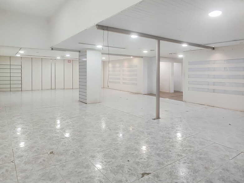 Retail in A Coruña, La Coruna for lease - Interior Photo - Image 1 of 20