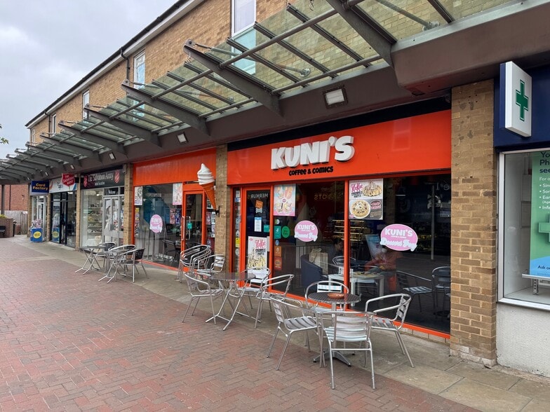 Bowen Sq, Daventry for lease - Building Photo - Image 1 of 6