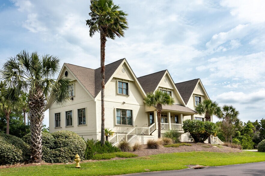 1101 Landfall Way, Seabrook Island, SC for sale - Building Photo - Image 1 of 1